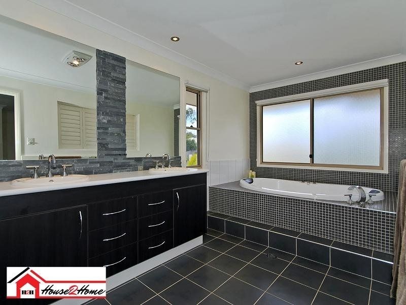 28 Jacobs Ridge Road, Ormeau QLD 4208