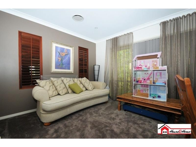 11 Stoney Creek Circuit, Ormeau QLD 4208