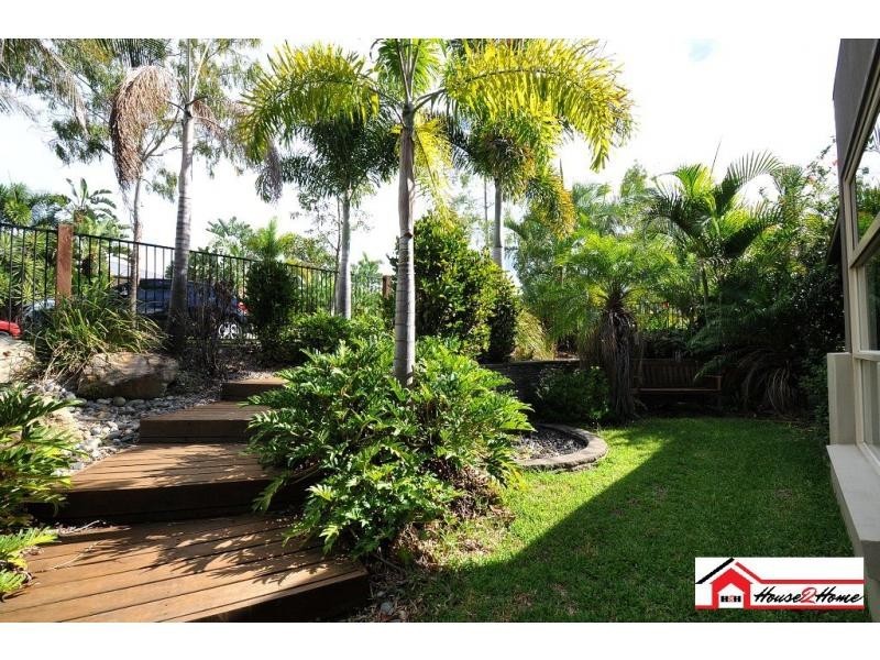 11 Stoney Creek Circuit, Ormeau QLD 4208