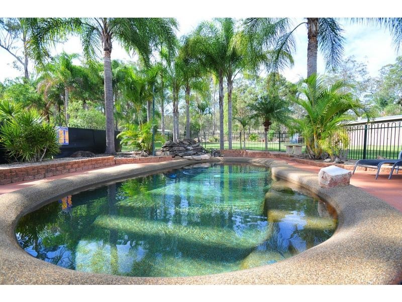 31 Sears Road, Yatala QLD 4207