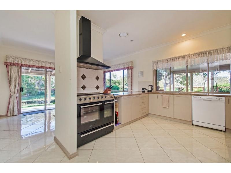 6 Enkleman Road, Yatala QLD 4207
