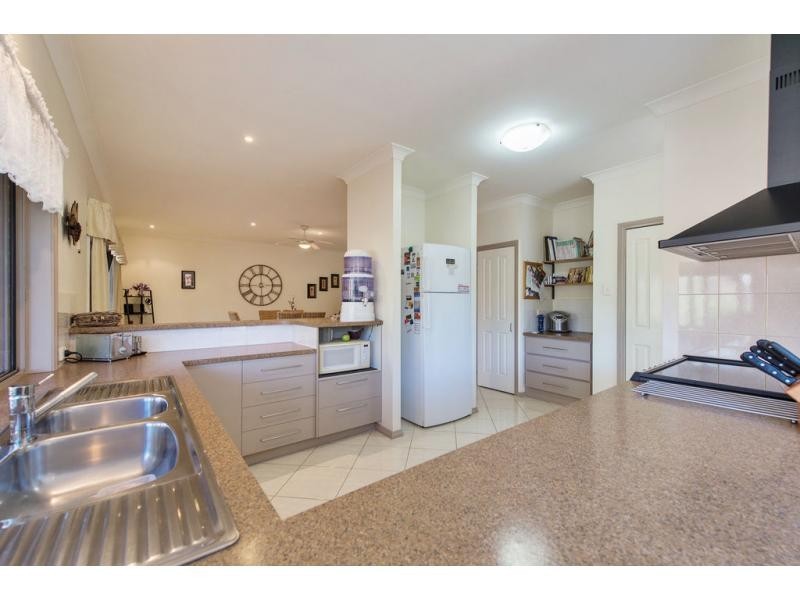 6 Enkleman Road, Yatala QLD 4207