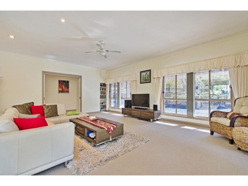 6 Enkleman Road, Yatala QLD 4207