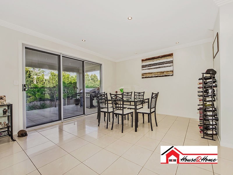 11 Peachester Close, Ormeau QLD 4208