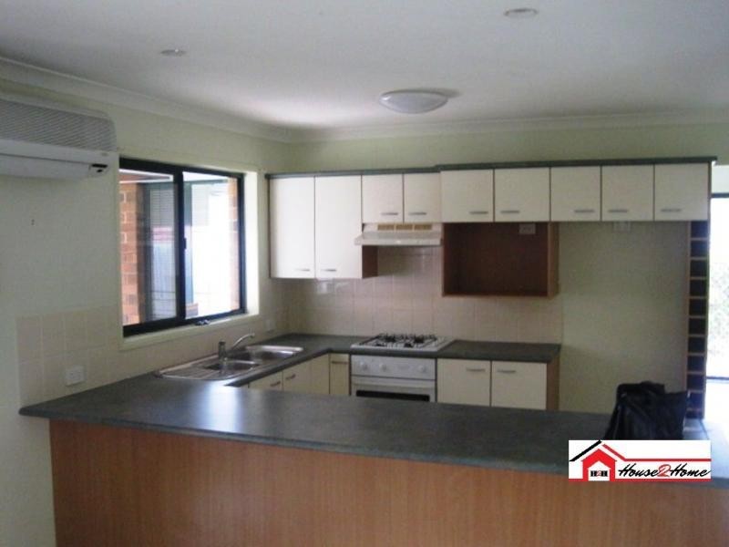 28 Hartwig Crescent, Mount Warren Park QLD 4207