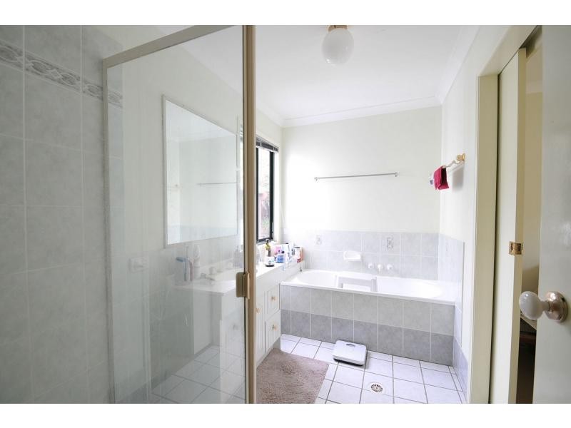 28 Hartwig Crescent, Mount Warren Park QLD 4207