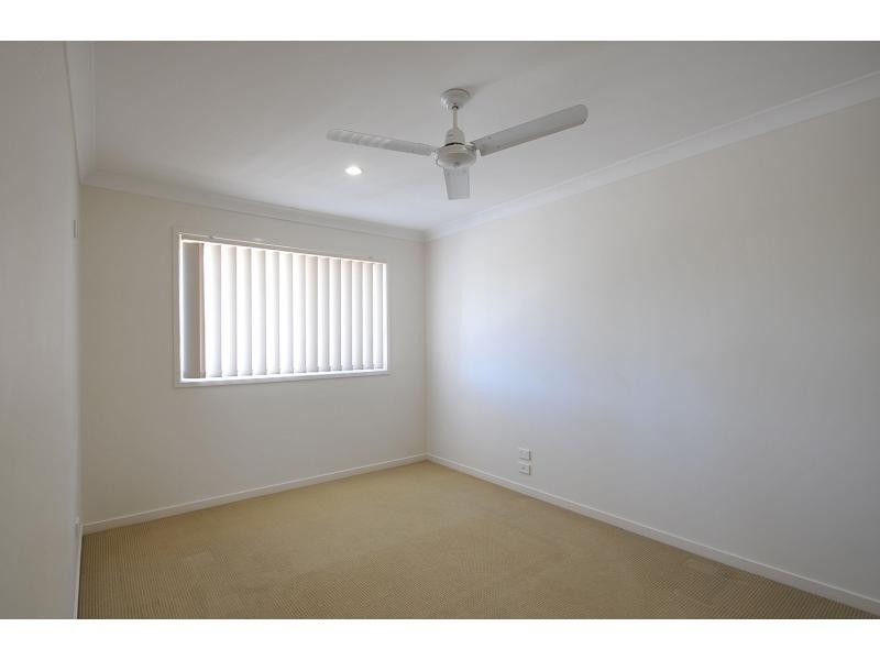 1/1 Sueinnes Street, Eagleby QLD 4207