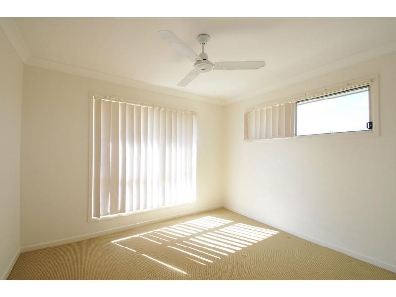 1/1 Sueinnes Street, Eagleby QLD 4207