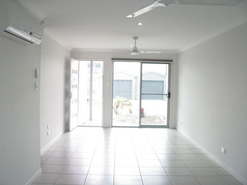 28/177 Central Street, Labrador QLD 4215