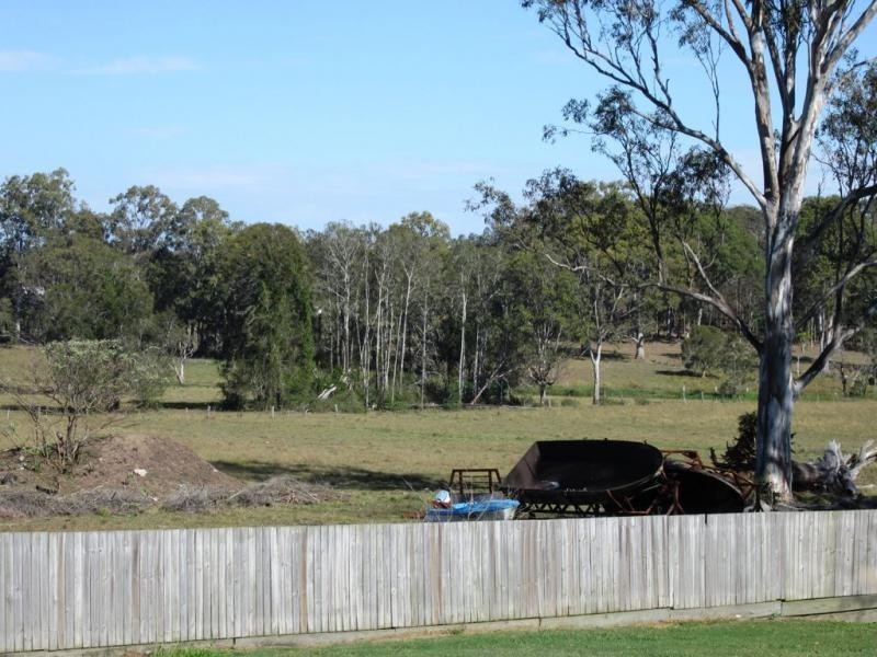 4 Ironbark Court, Yatala QLD 4207