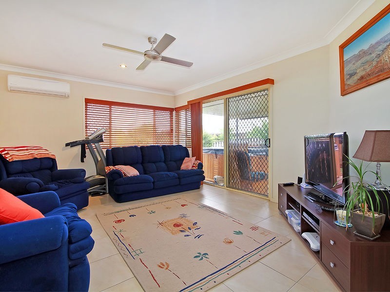 11 Hazelmere Crescent, Ormeau QLD 4208