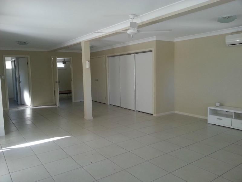 1/12 Metcalf Court, Ormeau QLD 4208