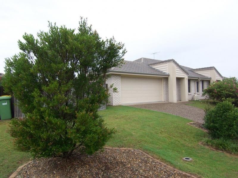 1/8 Jasmine Circuit, Ormeau QLD 4208