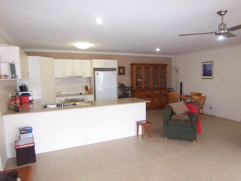 1/8 Jasmine Circuit, Ormeau QLD 4208