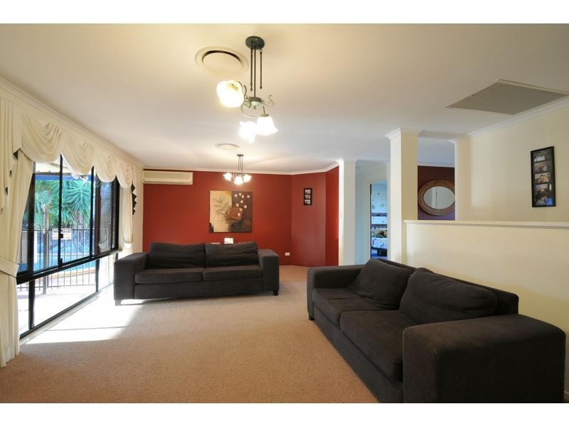 14 Avalon Court, Ormeau QLD 4208