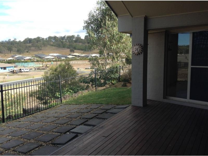 84 Ormeau Ridge Road, Ormeau Hills QLD 4208