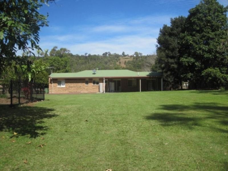 69 Stubbin Street, Belivah QLD 4207