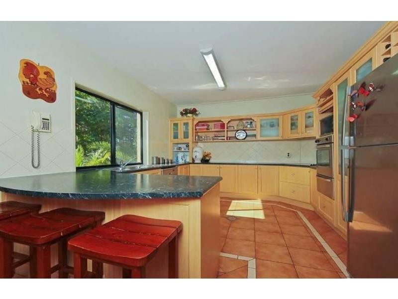 26 Helen-Louise Court, Buccan QLD 4207