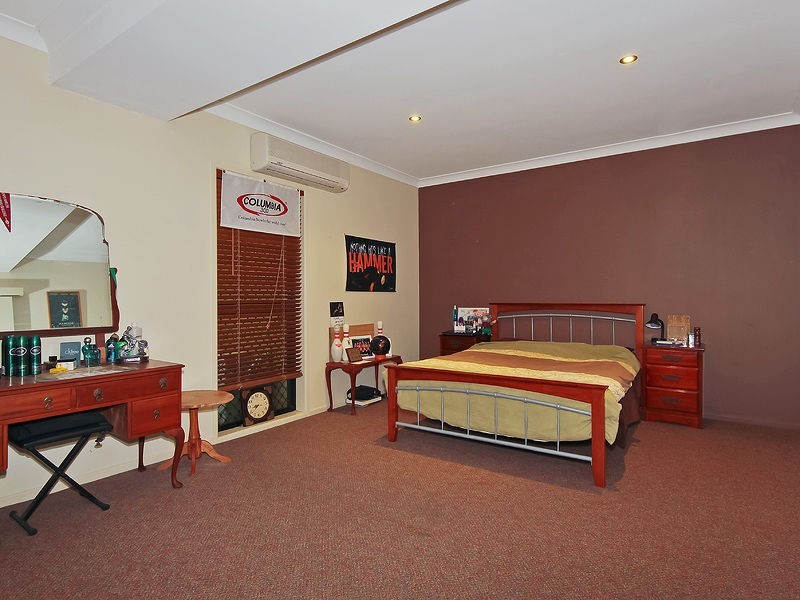 26 Helen-Louise Court, Buccan QLD 4207