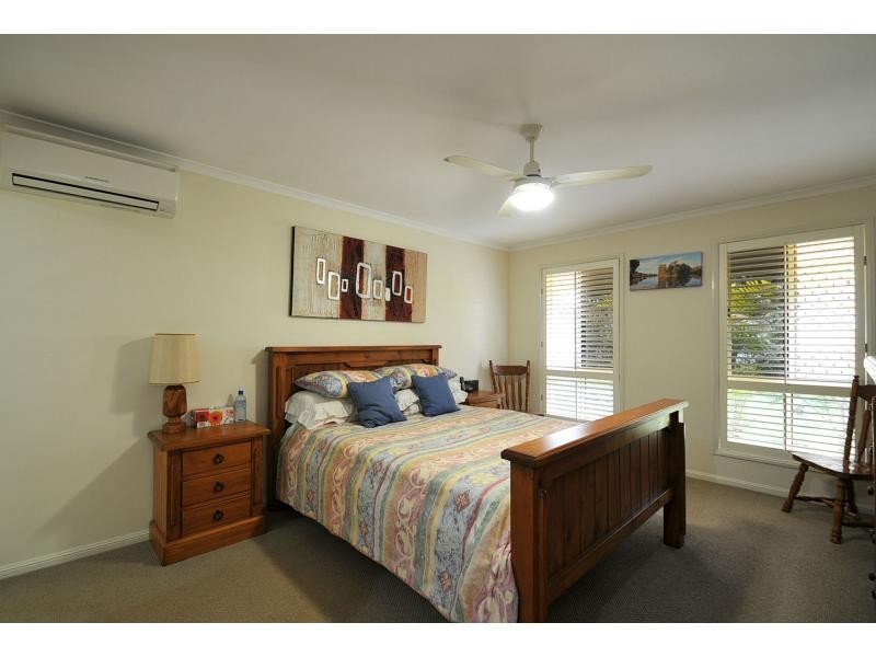 2 Shaw Court, Norfolk Village, Ormeau QLD 4208