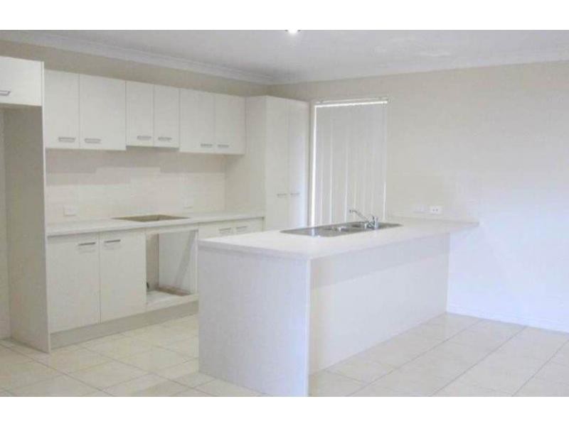 25 Custodian Crescent, Ormeau QLD 4208