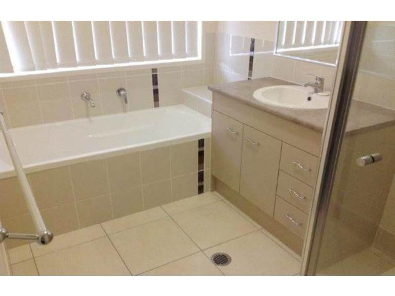 25 Custodian Crescent, Ormeau QLD 4208