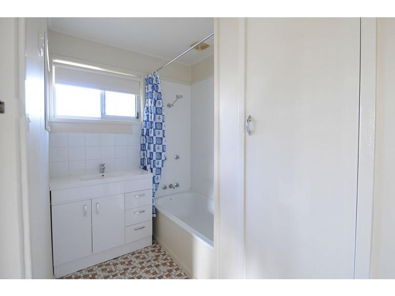 4 Hughes Street, Eagleby QLD 4207