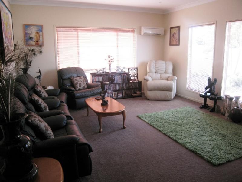27 Waterclover Drive, Coomera Springs, Upper Coomera QLD 4209