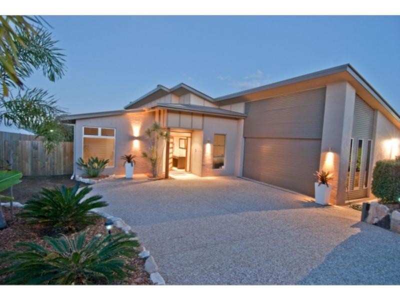 44 Lauradale Crescent, Ormeau QLD 4208