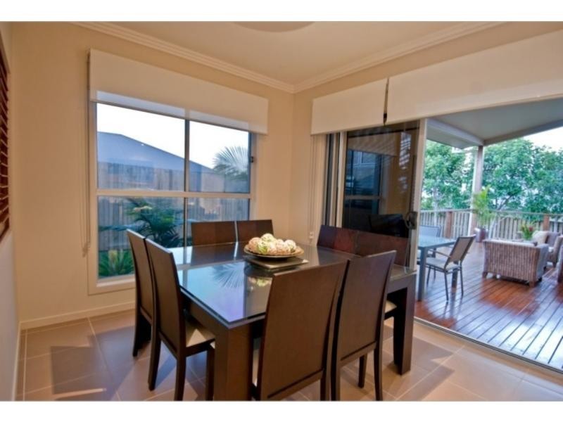 44 Lauradale Crescent, Ormeau QLD 4208