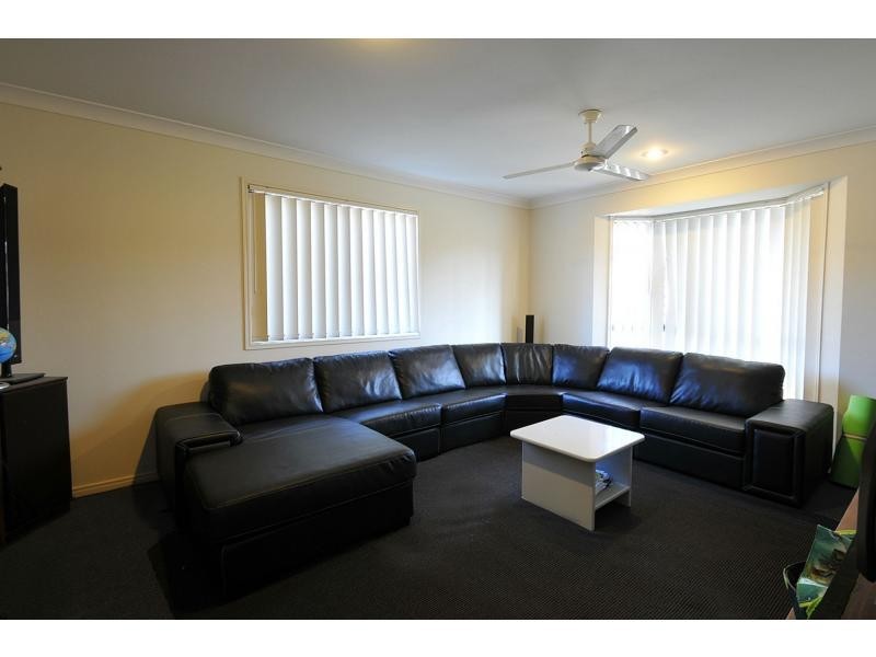 28 Bedivere Drive, Ormeau QLD 4208