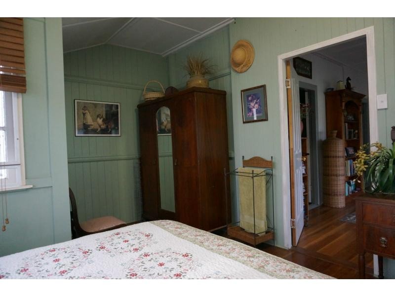 15 Needham Road, Cedar Creek QLD 4207