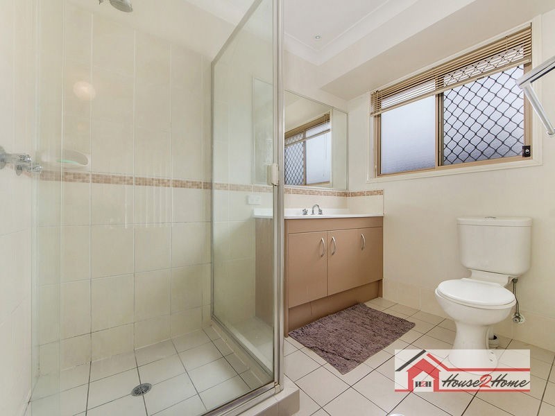 27 Penneshaw Crescent, Ormeau QLD 4208