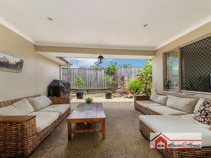 27 Penneshaw Crescent, Ormeau QLD 4208