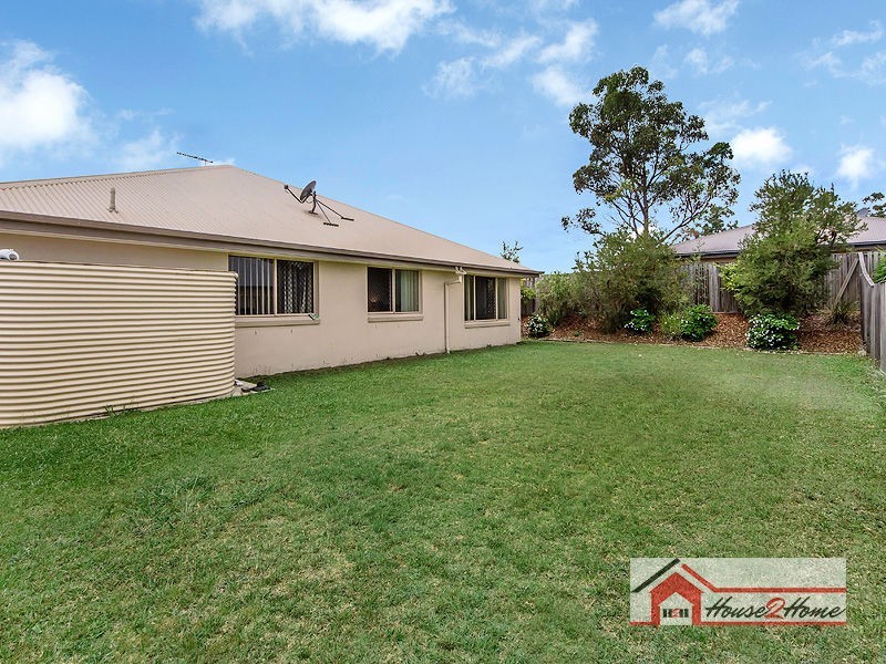 27 Penneshaw Crescent, Ormeau QLD 4208