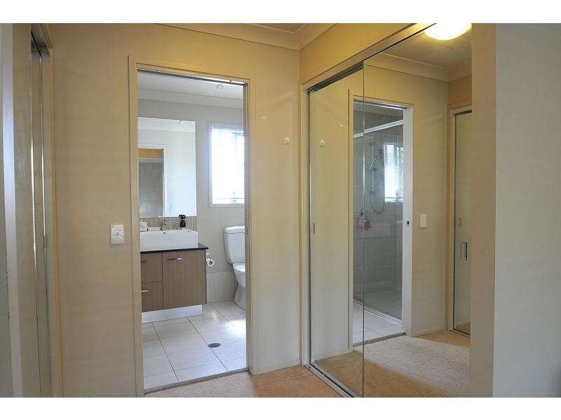 49 Charlton Crescent, Ormeau QLD 4208