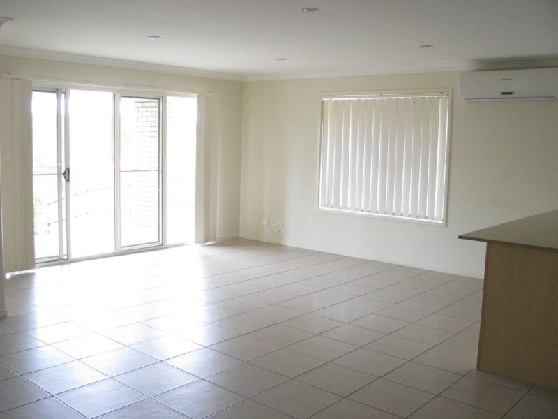 7 Emily Street, Ormeau QLD 4208