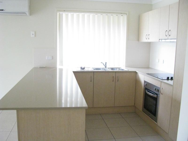 7 Emily Street, Ormeau QLD 4208