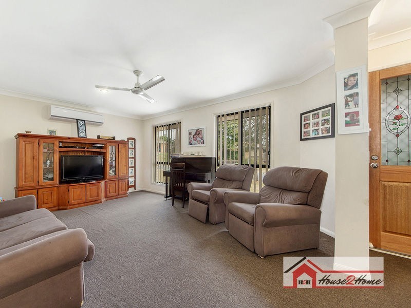 6 Lancelot Crescent, Ormeau QLD 4208
