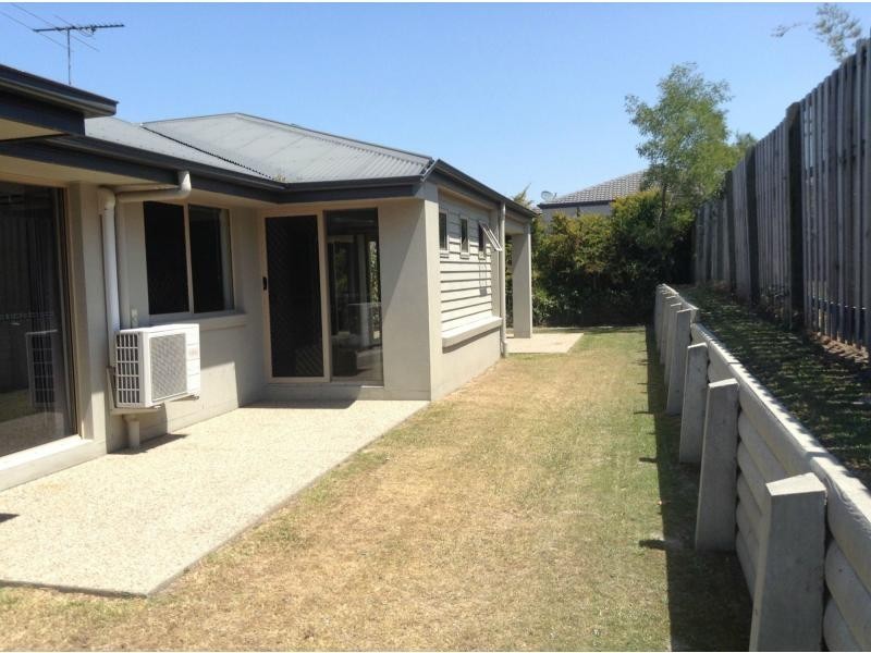 11 Rivervale Street, Ormeau QLD 4208