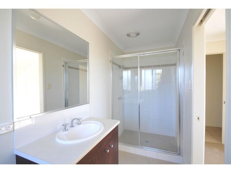 9 Begonia Street, Ormeau QLD 4208