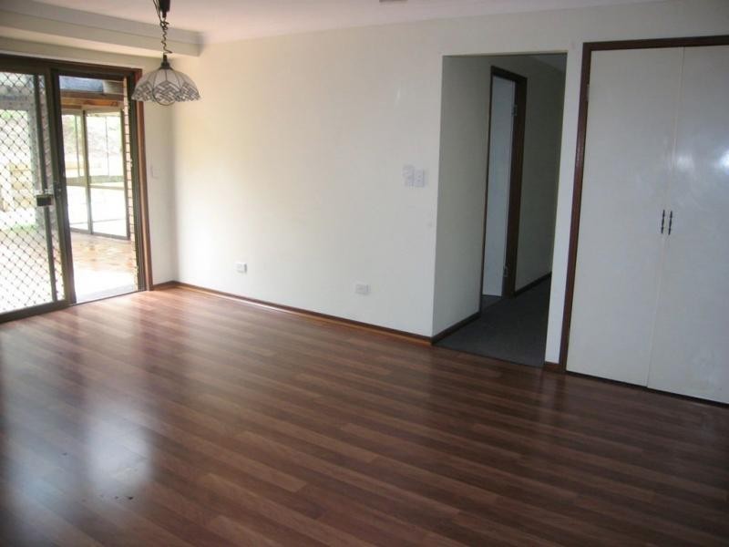 22 Lance Drive, Mount Warren Park QLD 4207