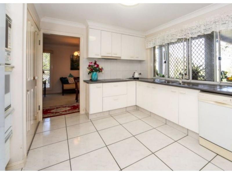 24 Taperoo Court, Yatala QLD 4207