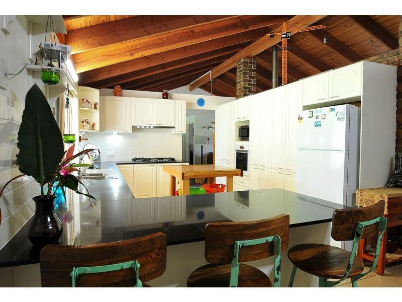 31 Sears Road, Yatala QLD 4207