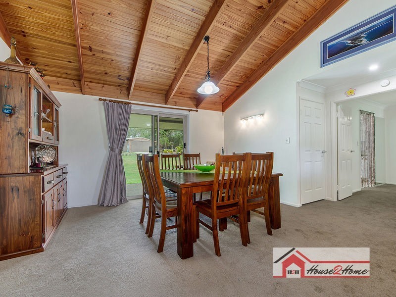 31 Sears Road, Yatala QLD 4207