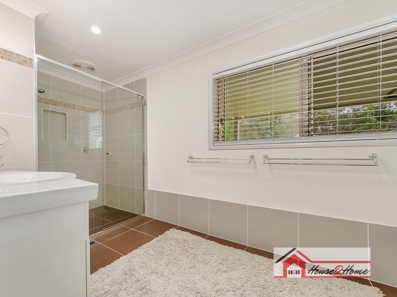 31 Sears Road, Yatala QLD 4207