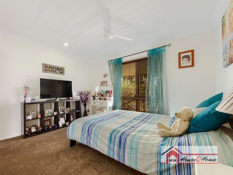 31 Sears Road, Yatala QLD 4207