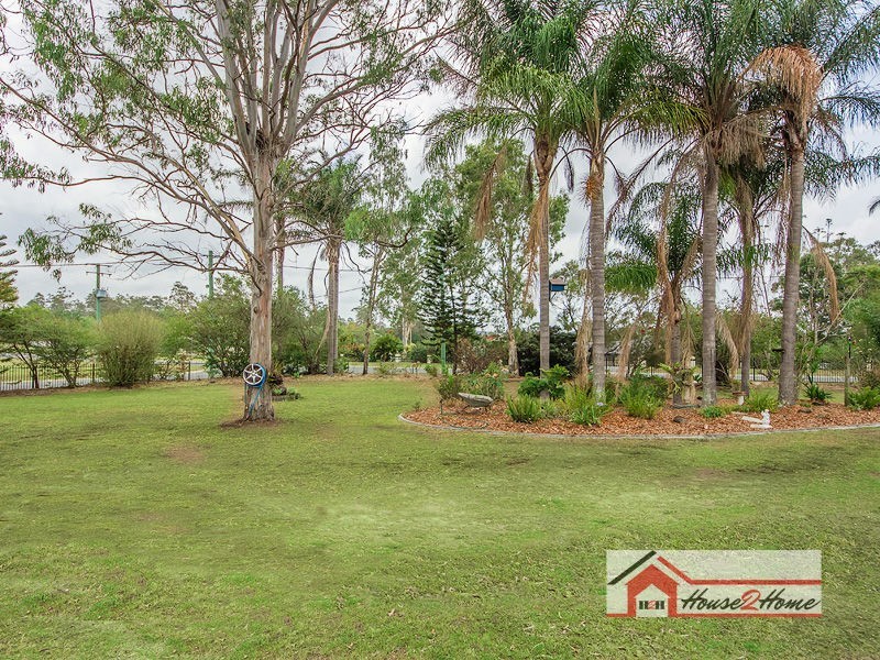 31 Sears Road, Yatala QLD 4207