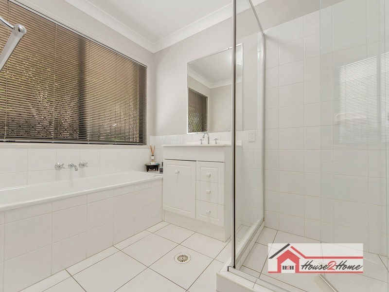 6 Penneshaw Crescent, Ormeau QLD 4208