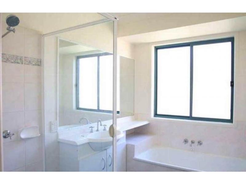 48 Doolan Street, Ormeau QLD 4208